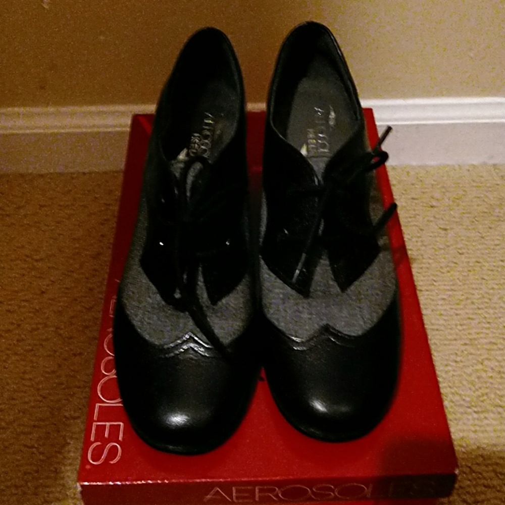 Aerosoles Oxford Heels